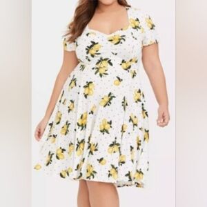 Torrid Lemon and Polka Dot Print White Dress Size 4